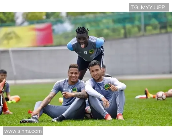 贵州恒丰迎战江西队全力争胜期待精彩对决与球迷共庆足球盛宴